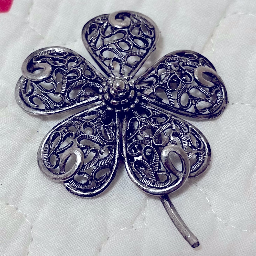 BOHO Ornate Flower Floral SILVER Brooch Pin EUC- 1950’s 1960’s Heavy Thick VTG
